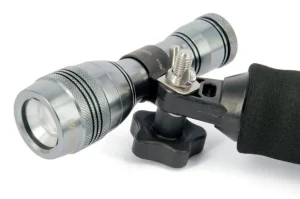 Best Divers adattatore torcia/braccio flash